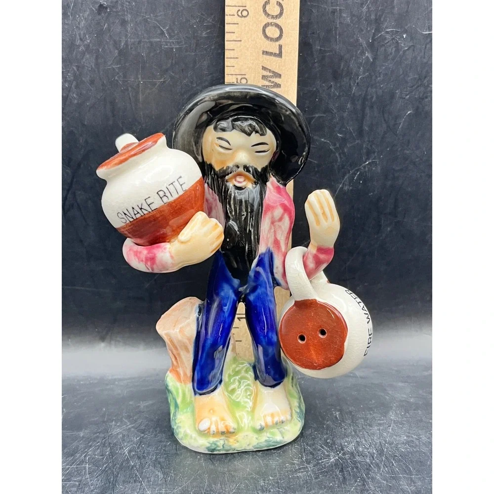 VTG Moonshiner w/ Salt‎ & Pepper Shakers-